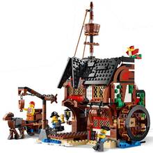 Конструктор LEGO Creator Пиратский корабль 1260 детали (31109)