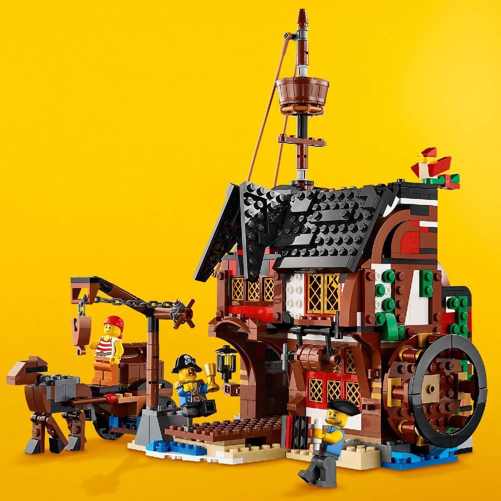 Покупка Конструктор LEGO Creator Пиратский корабль 1260 детали (31109)