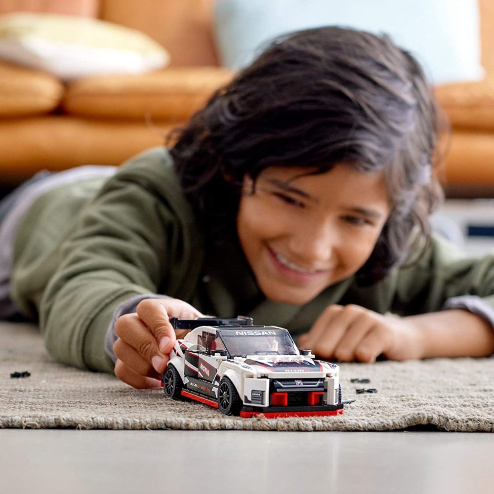 Зовнішній вигляд Конструктор LEGO Speed Champions Nissan GT-R NISMO 298 деталей (76896)