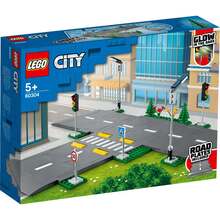 Конструктор LEGO City Town Перекрёсток 112 деталей (60304)