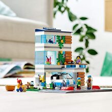 Конструктор LEGO City Современный дом для семьи 388 деталей (60291)