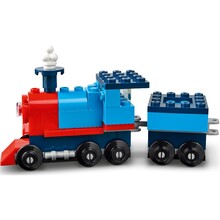 Конструктор LEGO Classic Кубики и колёса 653 детали (11014)