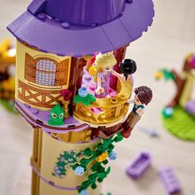 Конструктор LEGO Disney Princess вежа Рапунцель 369 деталей (43187)