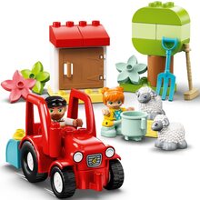 Конструктор LEGO DUPLO Трактор и уход за животными 27 деталей (10950)