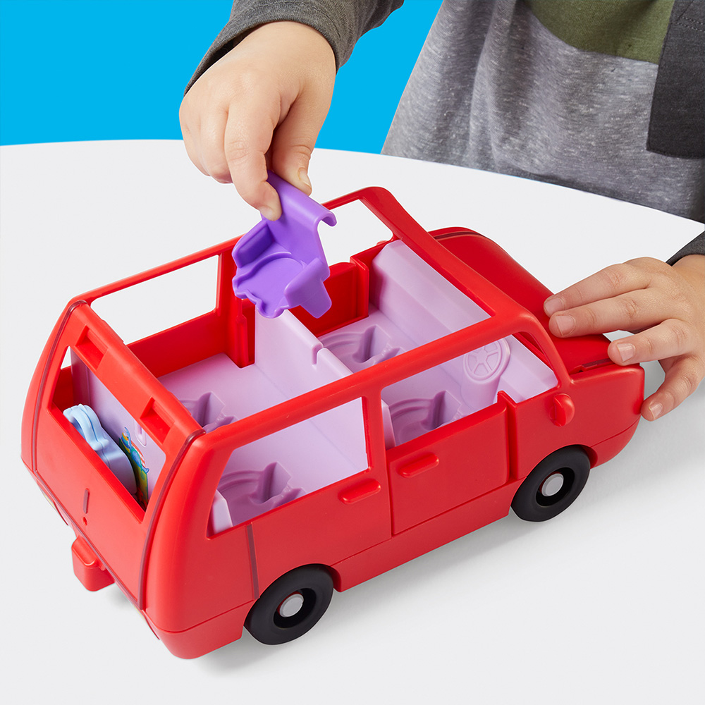 Игровой набор PEPPA PIG Большой семейный автомобиль Пеппи (G0541) Материал полимер