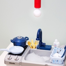 Игровой набор KLEIN Miele мойка с функцией воды и варочной поверхностью (7166)