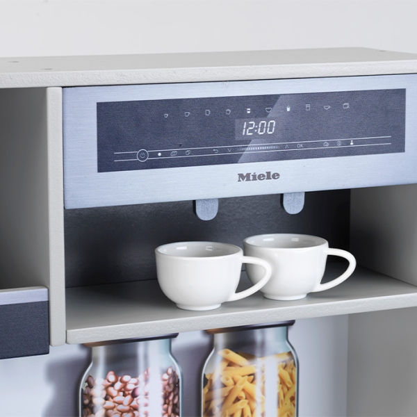 Игровой набор KLEIN Miele кухня Семейная большая (7194) Материал металл