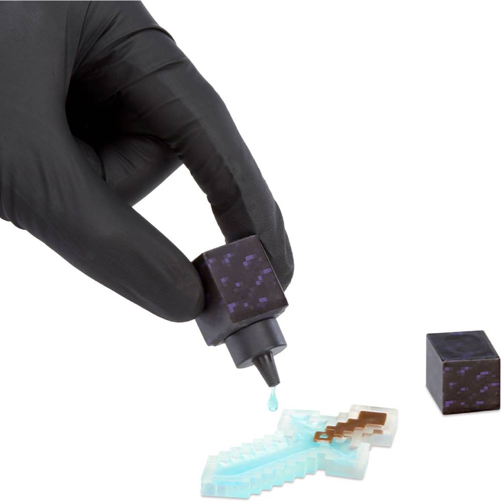 Игровой набор-сюрприз MGA'S MINIVERSE Miniverse серии Mini Minecraft Создай пиксельное приключение (557272) Возраст от 8 лет 