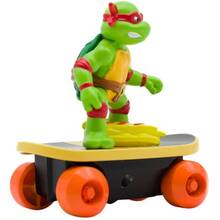 Игровой набор FUNRISE TMNT Черепашки-Ниндзя классические Скейтбордист з лаунчером Рафаэль (71043)