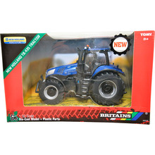 Трактор BRITAINS New Holland T8.435 1:32 (43216)