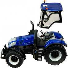 Трактор BRITAINS New Holland T8.435 1:32 (43216)