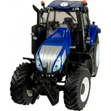 Трактор BRITAINS New Holland T8.435 1:32 (43216)