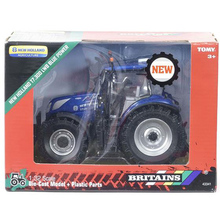 Модель BRITAINS New Holland T7.300 LWB 1:32 (43341)