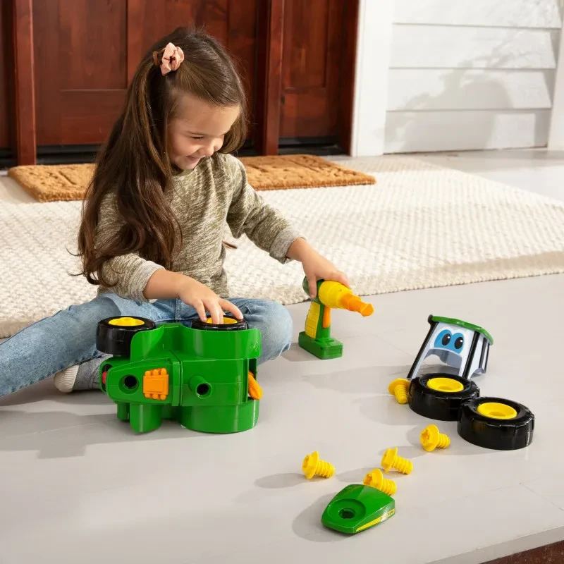 Внешний вид Игровой набор JOHN DEERE KIDS Конструктор Собери трактор с шуруповертом(46655)