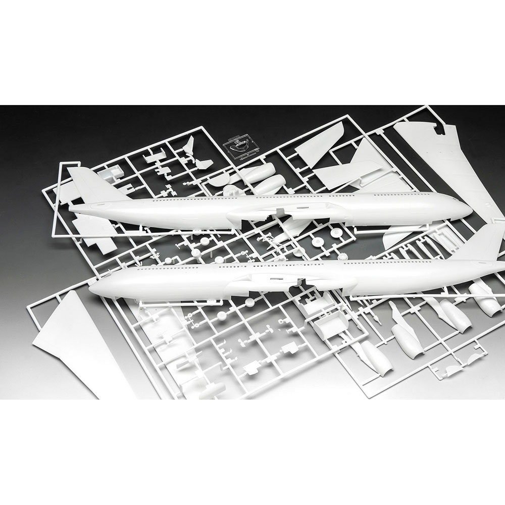 Фото Збірна модель Revell Літак Airbus A340-300 Lufthansa рівень 4 масштаб 1:144 (RVL-03803)