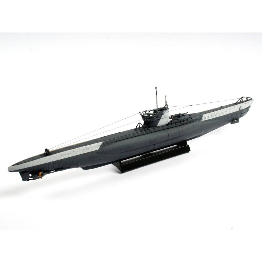 Збірна модель Revell Німецький підводний човен U-Boot Type VII C рівень 4 (RVL-05093) Матеріал пластик