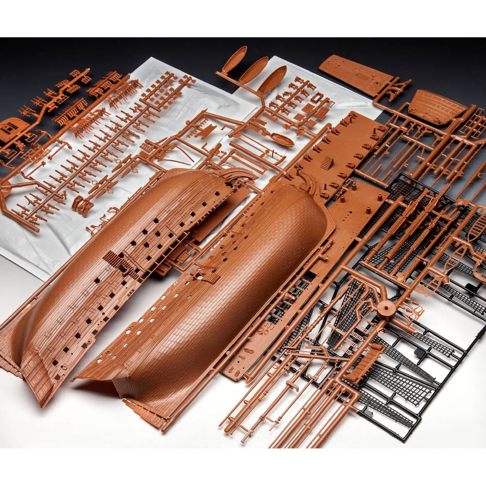 Сборная модель Revell Корабль Его Величества "Победа" уровень 4 (RVL-05408) Материал пластик