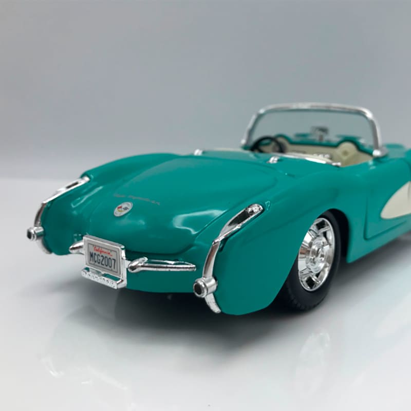 Автомодель MAISTO Chevrolet Corvette 1957 1:24 Blue (31275 lt. blue) Вік від 8 років