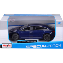 Модель MAISTO 2022 Mercedes-Benz EQS 1:24 (40693)