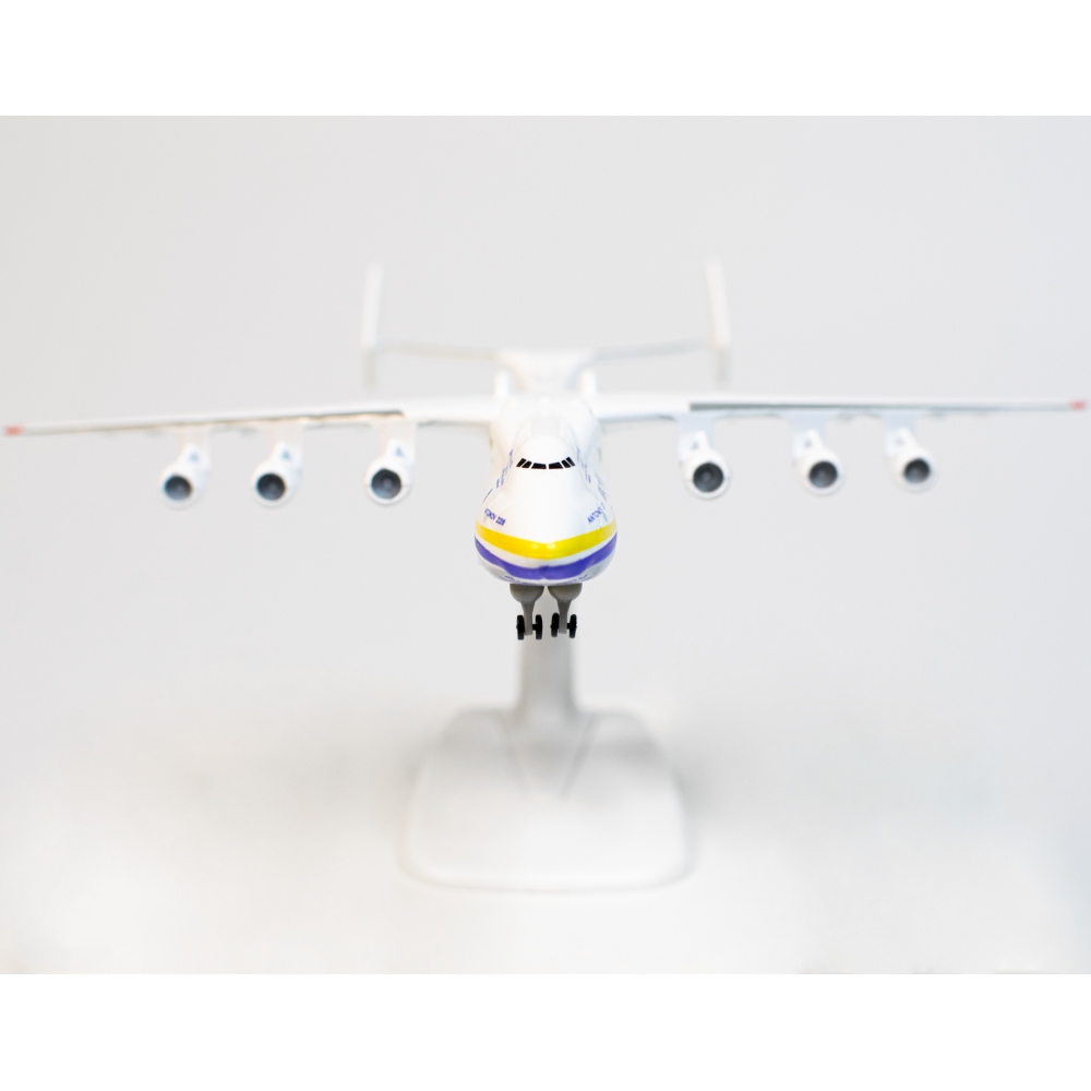 Фото Модель UFT літак Мрія 1:400 (Mriya1)