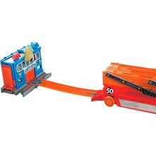 Машинка HOT WHEELS Грузовик-транспортер (GHR48) Машинка HOT WHEELS Грузовик-транспортер (GHR48)