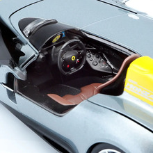 Автомодель BBURAGO Race & Play Ferrari Monza SP1 1:18 (18-16013)