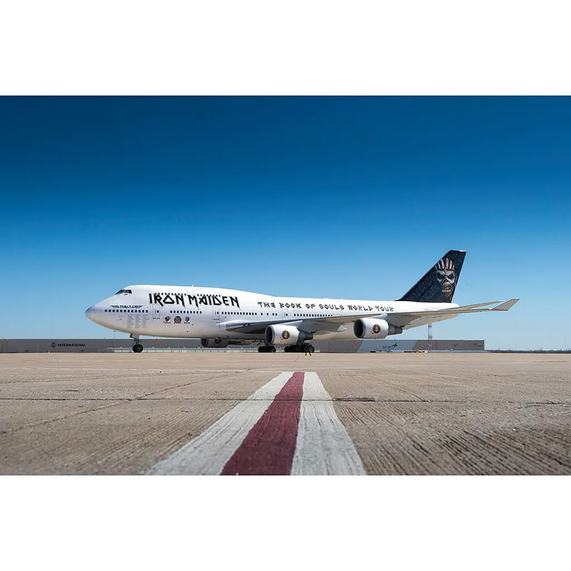 Зовнішній вигляд Збірна модель-копія REVELL Літак Boeing 747-400 Iron Maiden "Ed Force One" рівень 4 1:144 (RVL-03780)