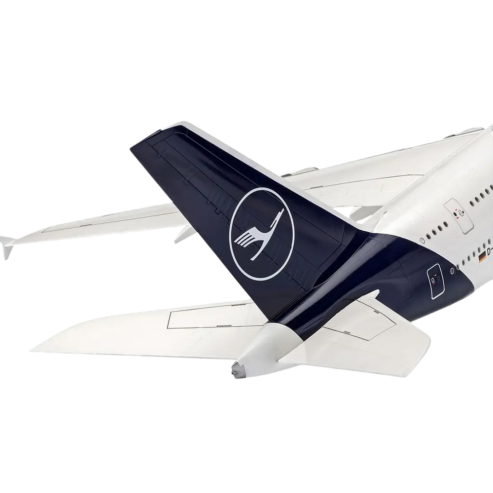 Збірна модель-копія REVELL Літак Airbus A380-800 "Lufthansa" нова ліврея рівень 5 1:144 (RVL-03872) Вік від 13 років