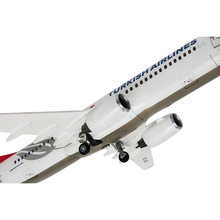 Збірна модель-копія REVELL Літак Boeing 737-800 "Turkish Airlines" рівень 4 1:144 (RVL-63772)