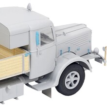 Сборная модель-копия REVELL Грузовая машина Bussing 8000 S13 с прицепом уровень 5 (RVL-07580)