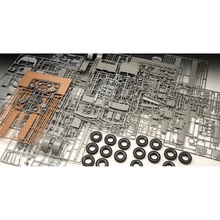 Сборная модель-копия REVELL Грузовая машина Bussing 8000 S13 с прицепом уровень 5 (RVL-07580)