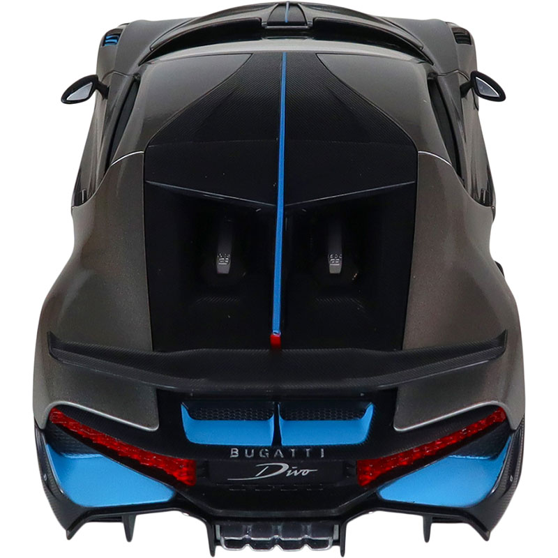 Автомодель TECHNODRIVE Bugatti Divo 1:18 Silver (250940BDGY) Масштаб 1:18