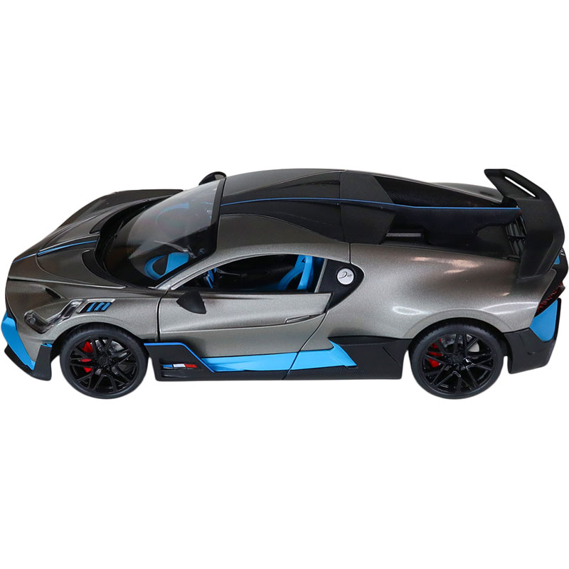 Автомодель TECHNODRIVE Bugatti Divo 1:18 Silver (250940BDGY) Вік від 3 років