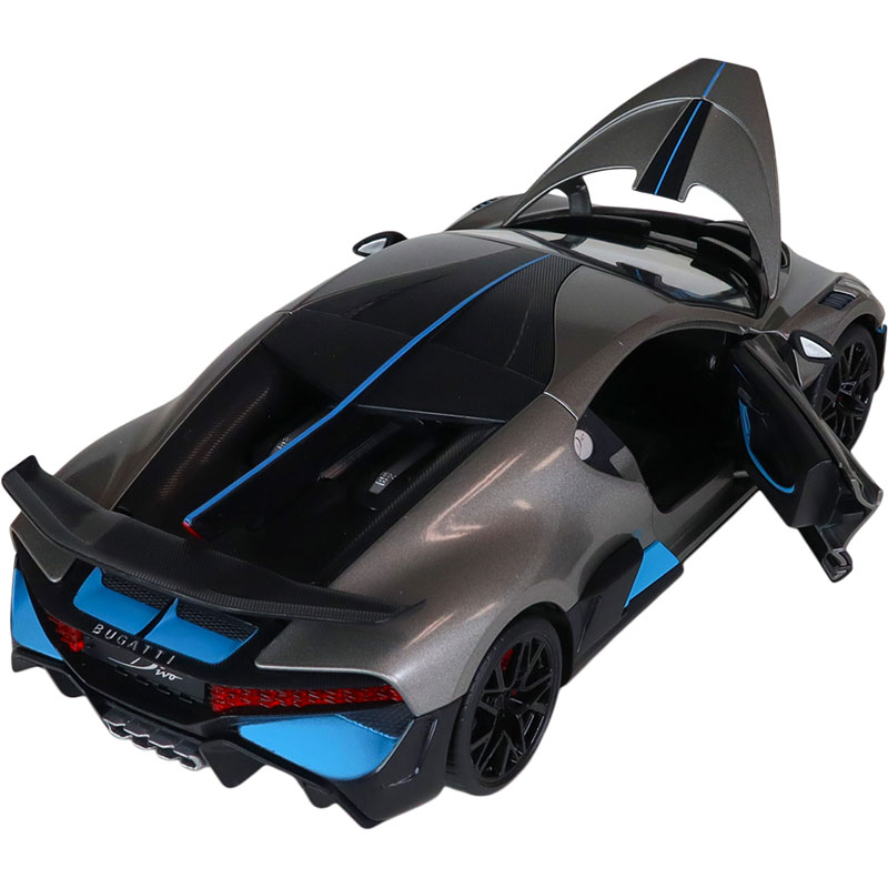 Зображення Автомодель TECHNODRIVE Bugatti Divo 1:18 Silver (250940BDGY)