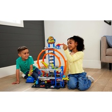 Игровой набор Hot Wheels City Гараж с мега петлей (JBM74)