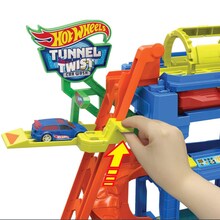 Автотрек WHEELS City Автомойка Бешеные виражи (HTN80)