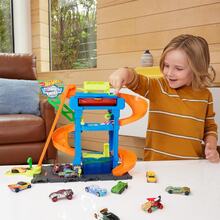 Автотрек WHEELS City Автомойка Бешеные виражи (HTN80)