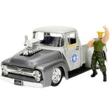 Автомодель JADA Уличный боец ​​Ford Пикап с фигуркой Гайла (253255057)