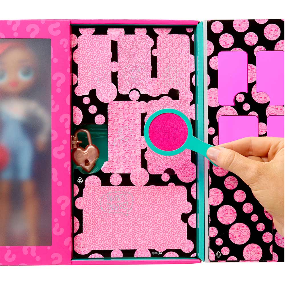 Игровой набор с куклой L.O.L. SURPRISE! "O.M.G. Eye Spy Шпионка (542674) Комплектация  кукла, комплект одежды, пара обуви, пара сережек, аксессуар, игрушечный набор отмычек, расческа, 3 бумажные вещи, инструкция