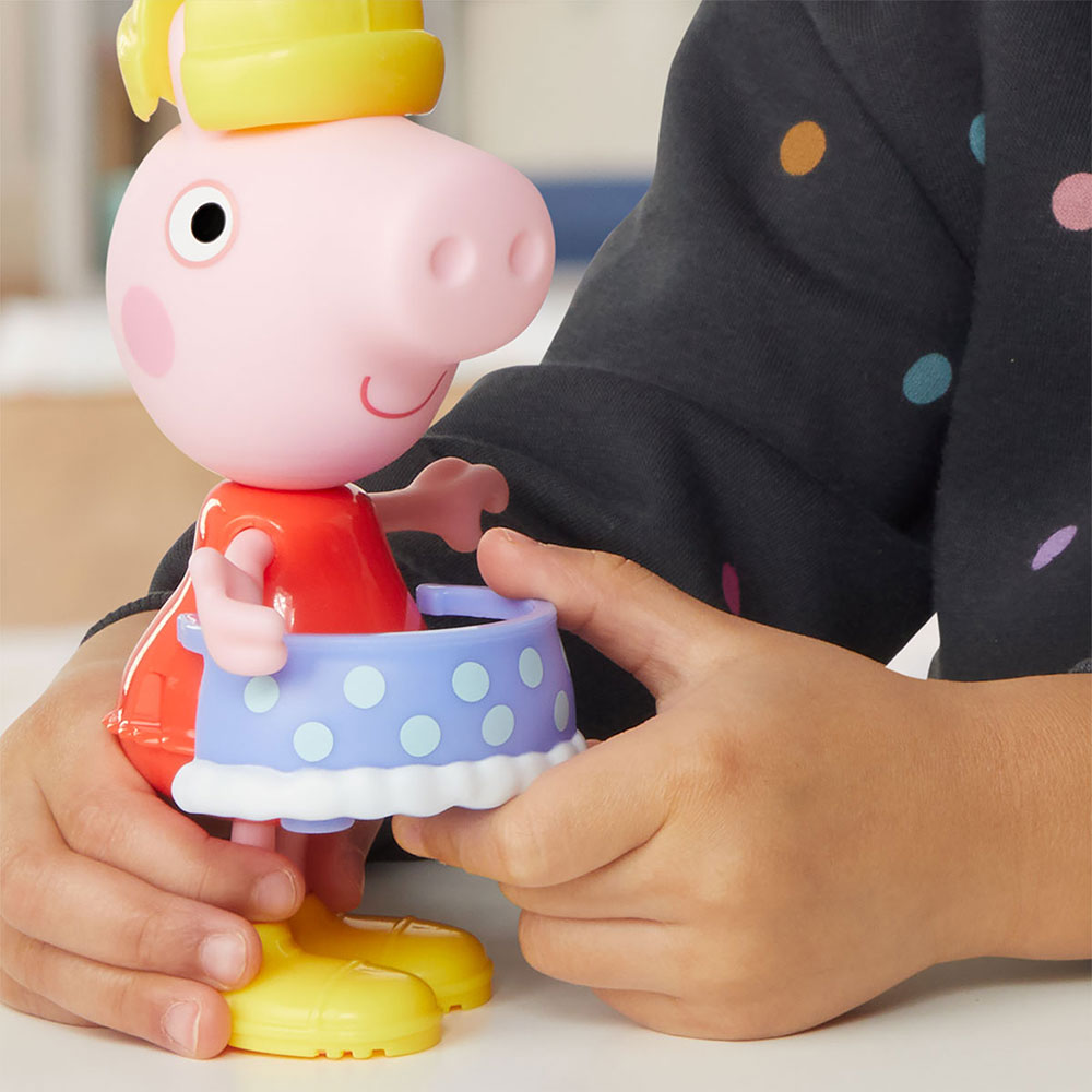 Игровой набор Peppa Pig Figurines Одень Пеппу (G0331) Коллекционная серия герои мультфильмов и сказок