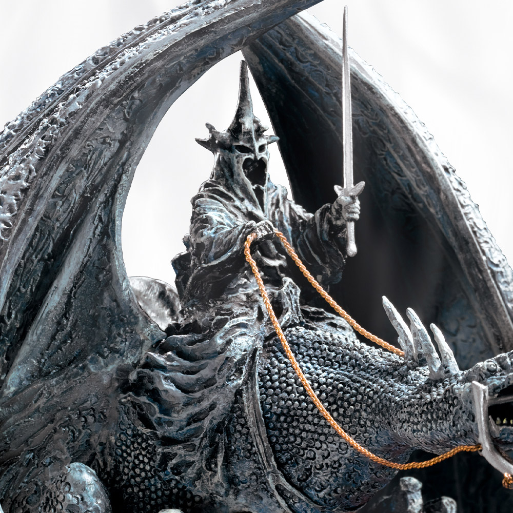 Фигурка NOBLE COLLECTION LORD OF THE RINGS he Fury Of The Witch King Incense Burner (NN9471) Для кого универсально