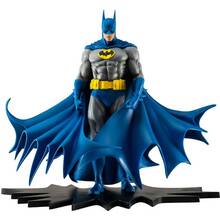 Статуэтка PURE ARTS DC COMICS Batman Classic Version Scale 1/9 27 см (PA005BA)