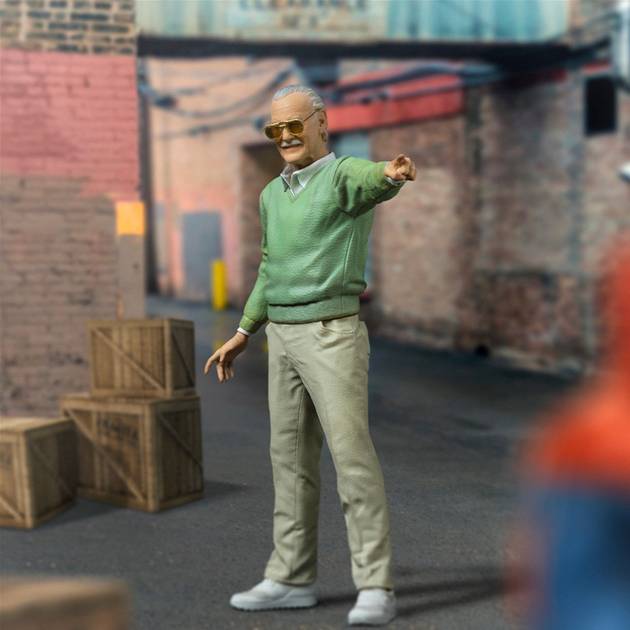 Статуэтка IRON STUDIO MARVEL Stan Lee Legendary Years - 1/10 Стен Ли 21 см (STNLEE74422-10) Комплектация фигурка