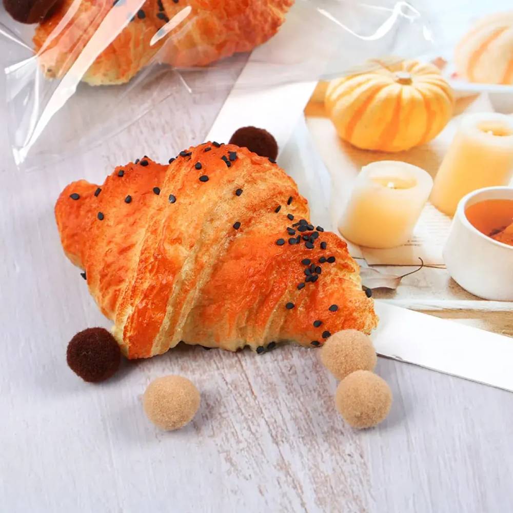 Игрушка-антистресс MONSTER GUM Fun Cafe Taba Круасан (T26188) Для кого универсально