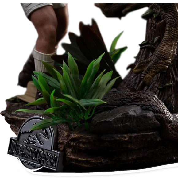 Статуетка Iron Studios Jurassic Park Clever Girl Deluxe Art Scale 1/10 (UNIVJP40421-10) Серія JURASSIC PARK