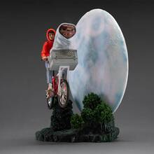 Фігурка IRON STUDIOS E.T. The Extra-Terrestrial E.T. & Elliot Deluxe Art Scale 1/10 (UNIVET47421-10)
