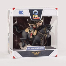 Фігурка QUANTUM MECHANIX DC COMICS Wonder Woman On Horse (DCC-0605A) Фігурка QUANTUM MECHANIX DC COMICS Wonder Woman On Horse (DCC-0605A)