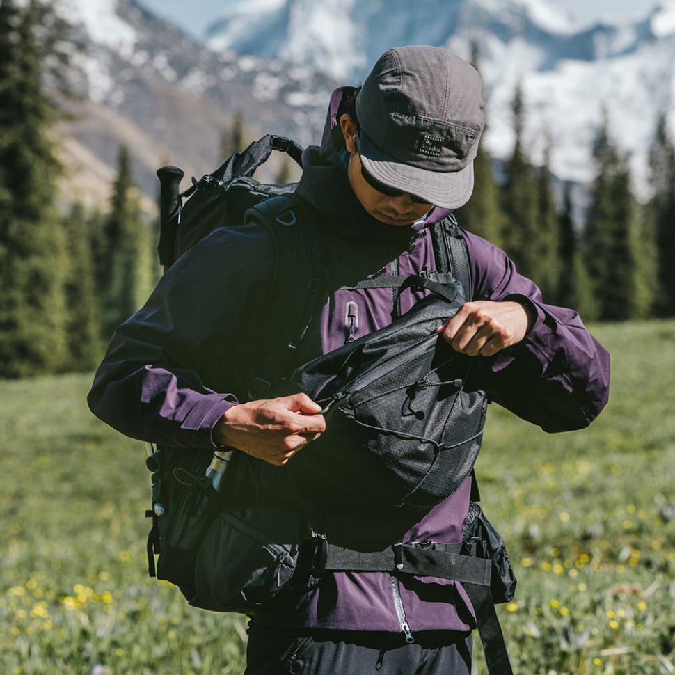 Рюкзак NATUREHIKE Helium CNK2450XB014 70 л M Black (6975641883876) Внешний вид Рюкзак NATUREHIKE Helium CNK2450XB014 70 л M Black (6975641883876)