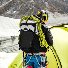 Рюкзак NATUREHIKE Helium CNK2450XB016 40 л L White (6927595796979) Рюкзак NATUREHIKE Helium CNK2450XB016 40 л L White (6927595796979)