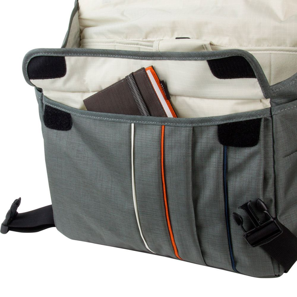 Фото Сумка CRUMPLER Jackpack 9000 dk. mouse grey/off white (JP9000-004)